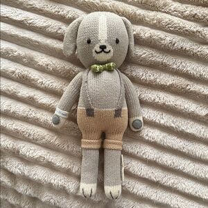 Cuddle + Kind Noah the Dog